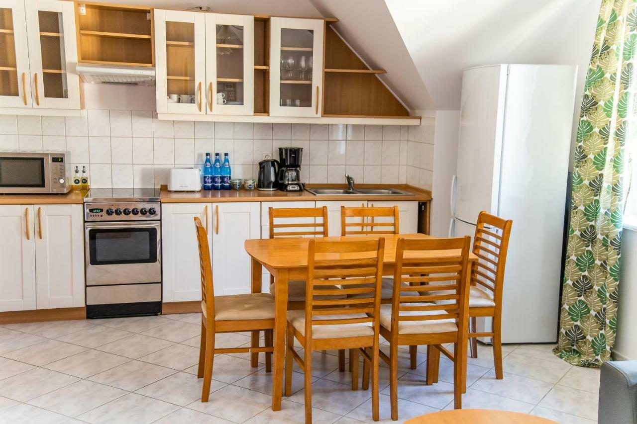 3-Bedroom Apartment Plac Neptuna By Noclegi Renters Miedzyzdroje Eksteriør bilde