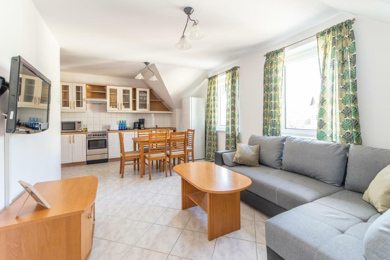 3-Bedroom Apartment Plac Neptuna By Noclegi Renters Miedzyzdroje Eksteriør bilde