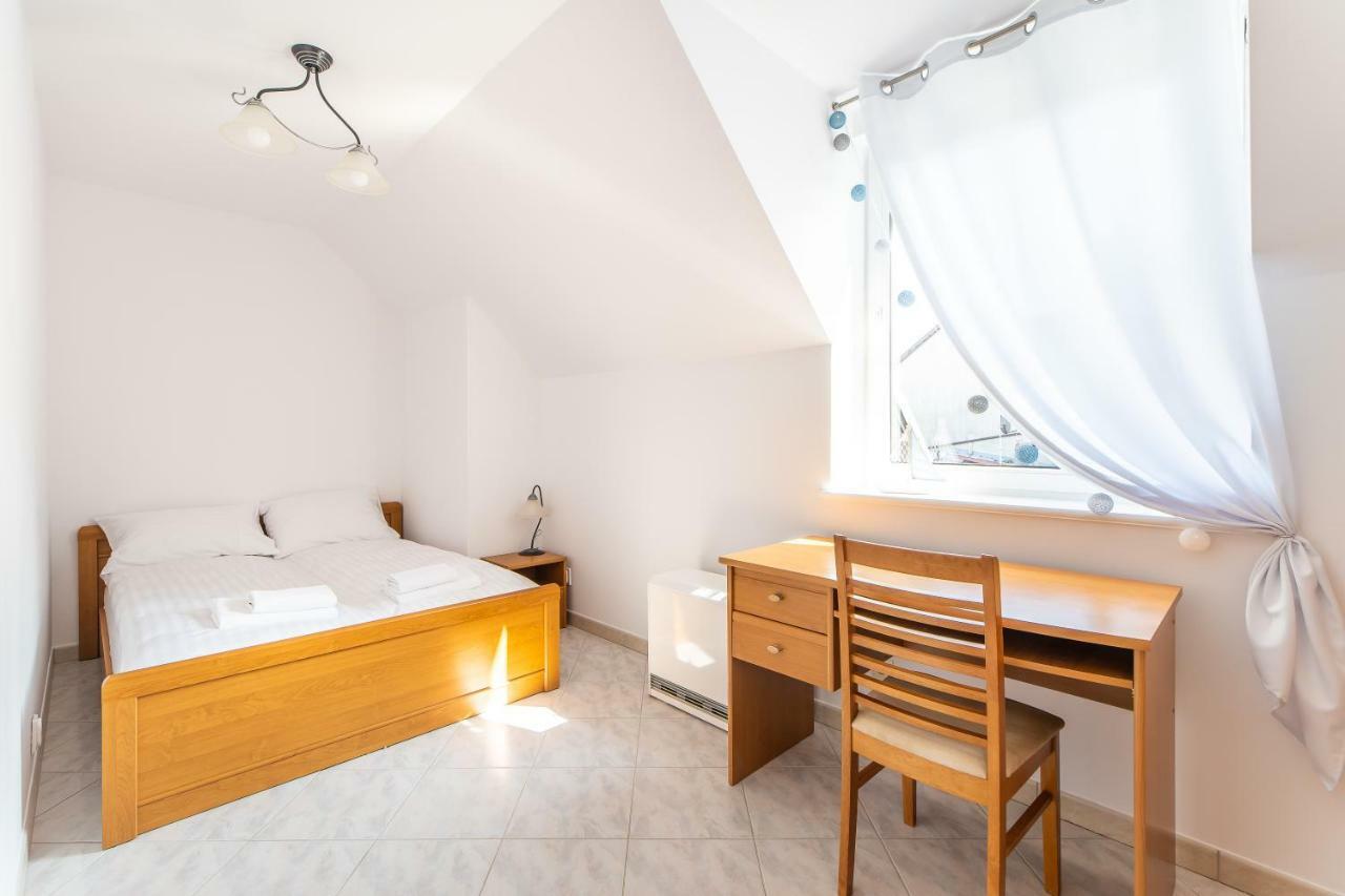 3-Bedroom Apartment Plac Neptuna By Noclegi Renters Miedzyzdroje Eksteriør bilde
