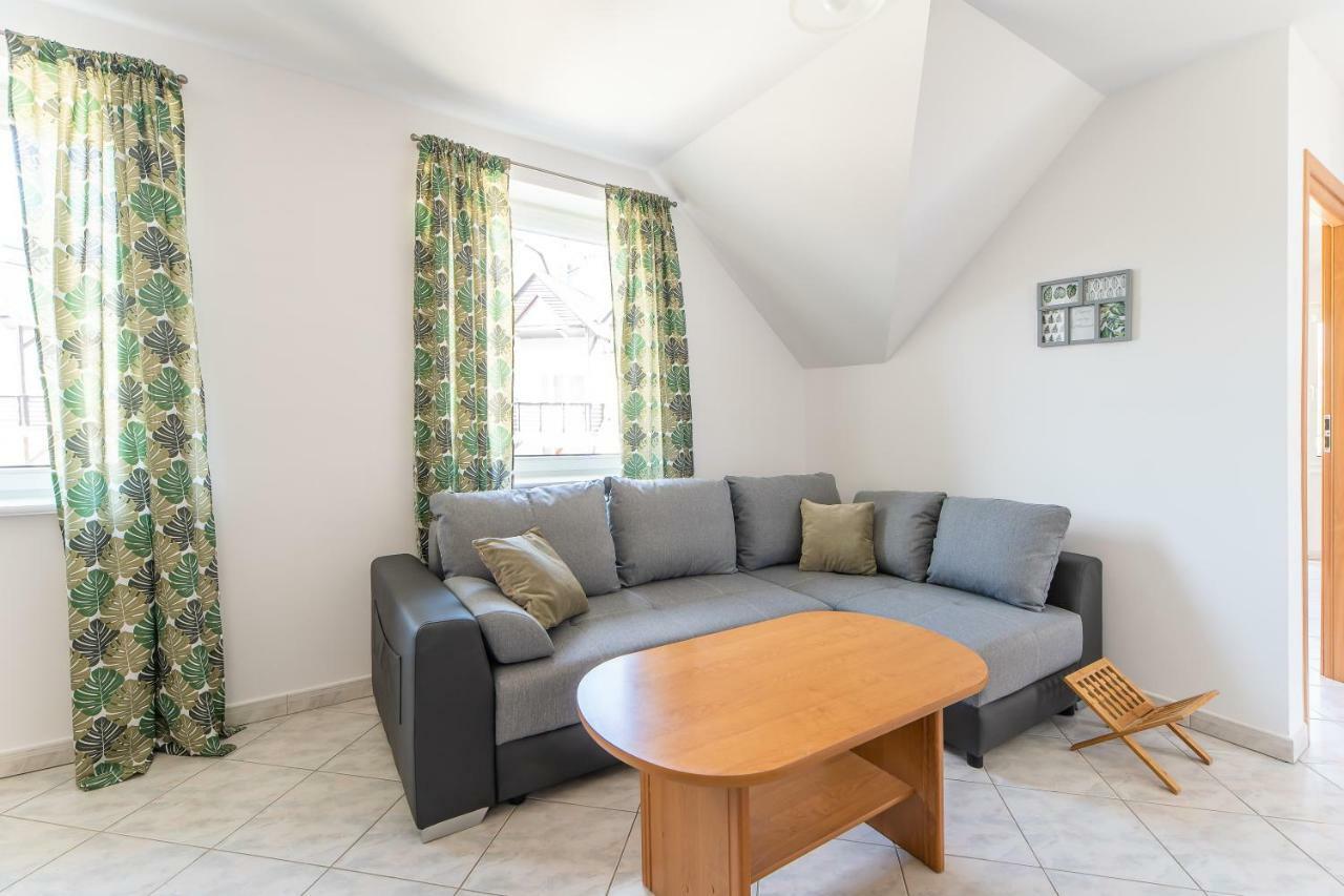 3-Bedroom Apartment Plac Neptuna By Noclegi Renters Miedzyzdroje Eksteriør bilde